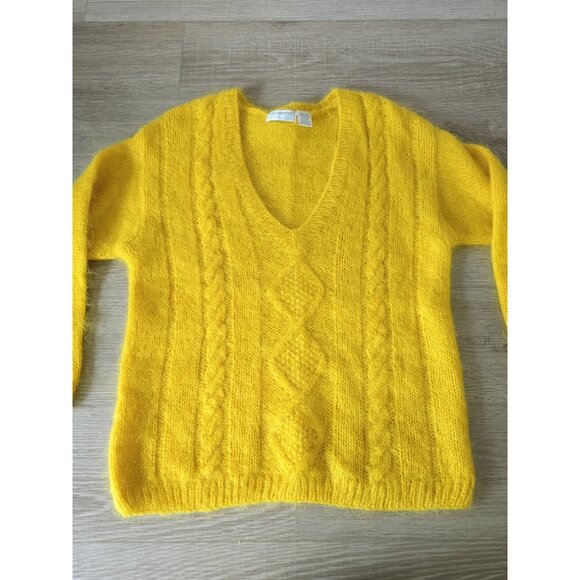 Liz Claiborne Sun Yellow Wool Blend Cable Hand Knit Vintage V-neck Sweater M - Picture 2 of 12